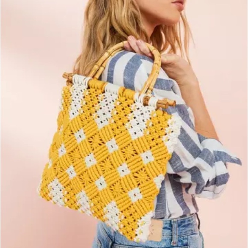 Crochet Bag in Yellow and White with Bamboo Handles. Brand new! - Picture 3 of 8